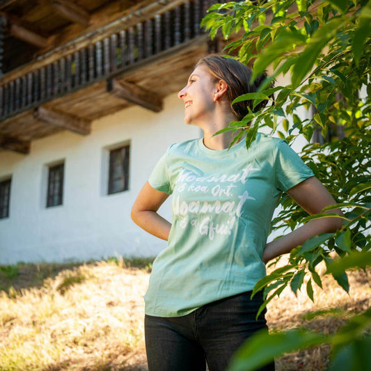 Damen - Shirt "Hoamat is a Gfui!" - meinherzschlag.de