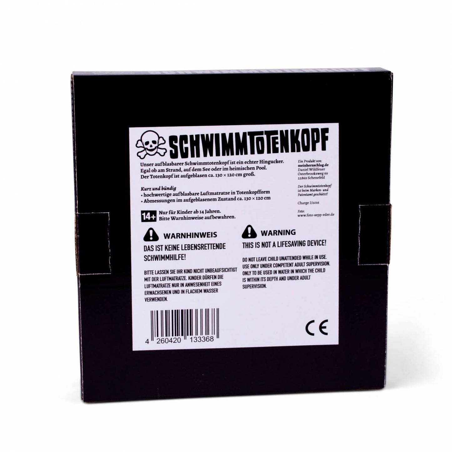 Aufblasbarer Schwimmtotenkopf - meinherzschlag.de