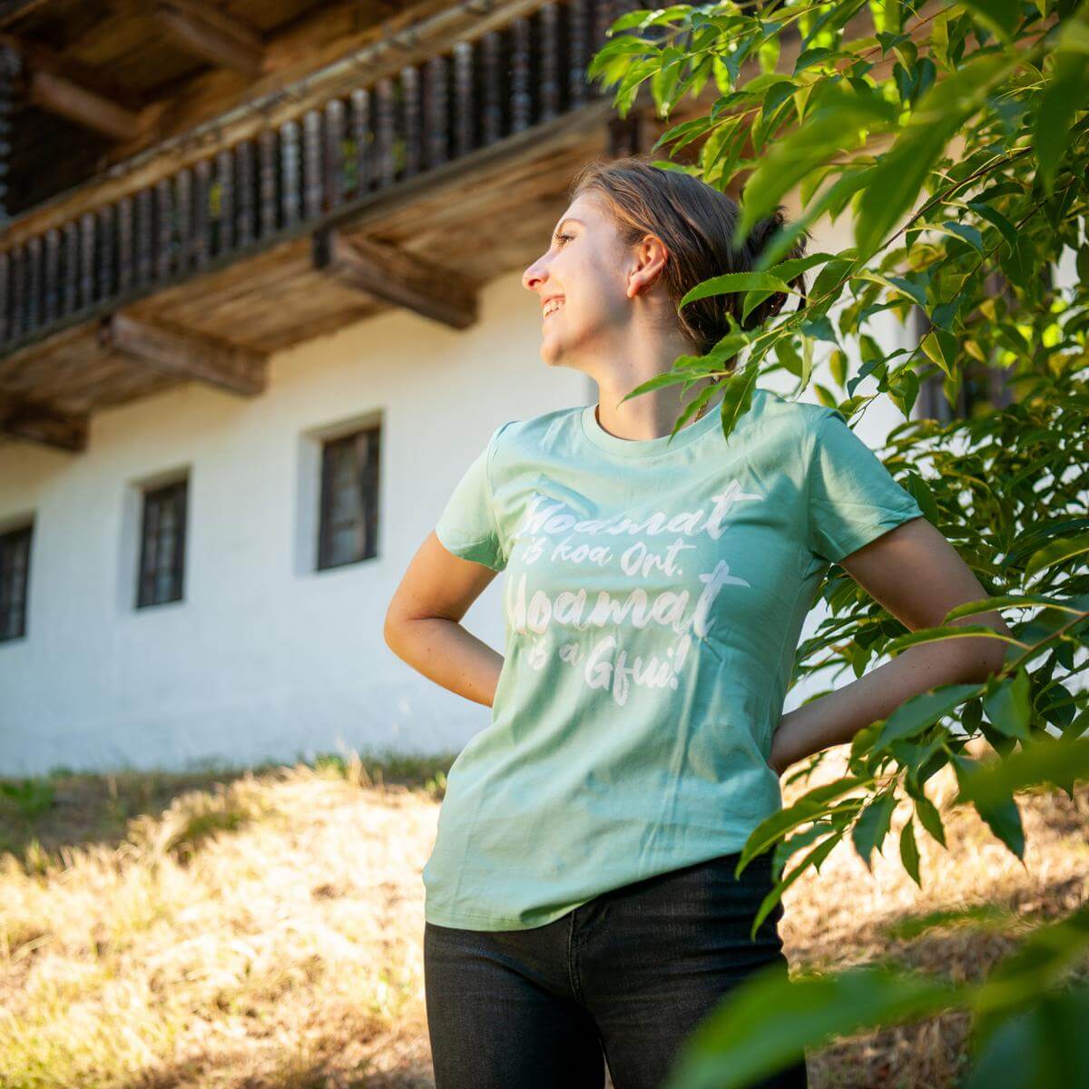Damen - Shirt "Hoamat is a Gfui!" - meinherzschlag.de