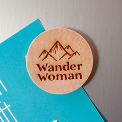 Holzmagnet "Wander Woman"